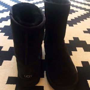 Ugg Classic Short Winter Boot